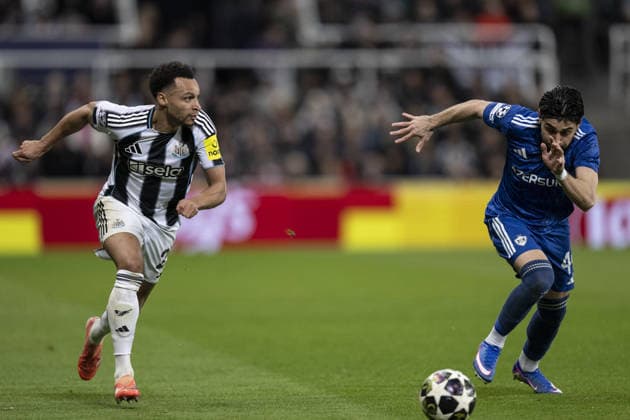 NEWCASTLE UPON TYNE, ENGLAND - FEBRUARY 24: Jacob Murphy of Newcastle United in action during the UEFA Champions League 2025 26 match between Newcastle United and Qarabag at St James Park, Newcastle in England (Photo by Will Palmer Sports Press Photo)  Copyright: xWillxPalmer SportsxPressxPhotox Sportspressphoto_SPR97330