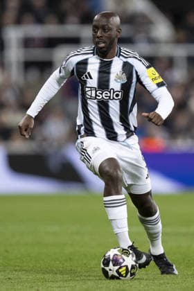NEWCASTLE UPON TYNE, ENGLAND - FEBRUARY 24: Yoane Wissa of Newcastle United during the UEFA Champions League 2025 26 match between Newcastle United and Qarabag at St James Park, Newcastle in England (Photo by Will Palmer Sports Press Photo)  Copyright: xWillxPalmer SportsxPressxPhotox Sportspressphoto_SPR97339