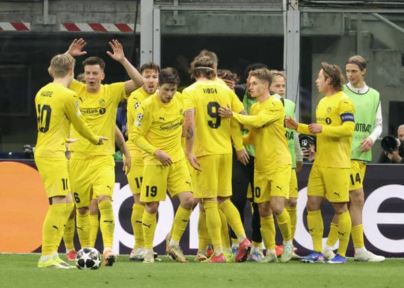 February 24, 2026, Milan, MILAN: Bodo Glimt s Hakon Evjen jubilates with his teammates after scoring goal of 0 to 2 during the UEFA Champions League play-offs 2st leg soccer match between Inter Milan and Bodo Glimt at Giuseppe Meazza stadium in Milan, 24 February 2026..ANSA MATTEO BAZZI Soccer; UEFA Champions League: Inter Vs Bodo Glimt  - ZUMAa110 20260224_zaf_a110_086 Copyright: xMatteoxBazzix