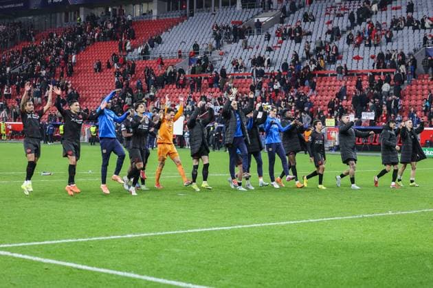 Soccer Champions League Play off second leg Bayer 04 Leverkusen Olympiakos Piraeus on 24 02 2026 at the BayArena in Leverkusen Leverkusen celebrates reaching the round of 16 xJRx