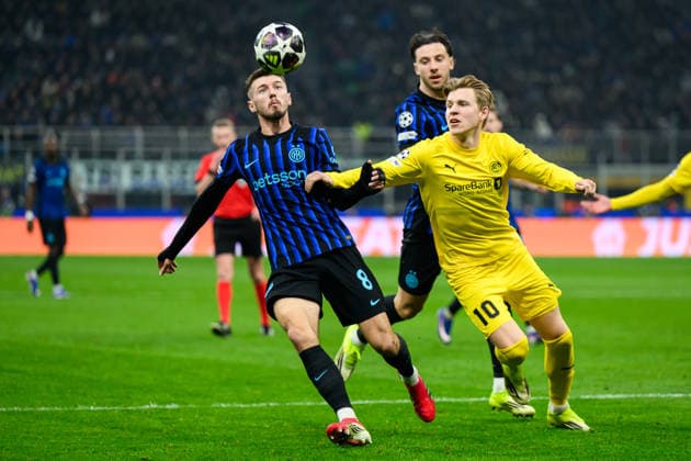 260224 Petar SuÄic of Inter and Jens Petter Hauge of Bodo Glimt during the UEFA Champions League football match between Inter and Bodo Glimt on February 24, 2026 in Milan Photo Marius Simensen BILDBYRAN COP 238 MM0057 bbeng football fotball fotboll soccer uefa champions league mesterligaen bodo glimt inter fc internazionale milano  Copyright: MARIUSxSIMENSEN BB260224BB611