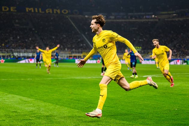 260224 Hakon Evjen of Bodo Glimt celebrates after 0 2 during the UEFA Champions League football match between Inter and Bodo Glimt on February 24, 2026 in Milan Photo Marius Simensen BILDBYRAN COP 238 MM0057 bbeng football fotball fotboll soccer uefa champions league mesterligaen bodo glimt inter fc internazionale milano jubel  Copyright: MARIUSxSIMENSEN BB260224BB613
