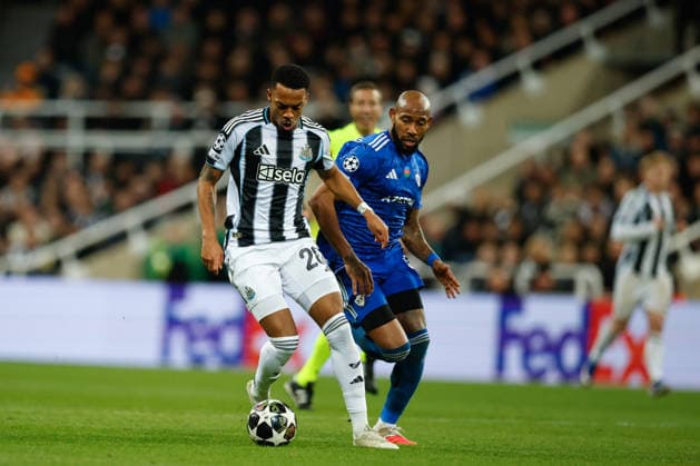 Newcastle United v FK QARABAG, Champions League Joe Willock of Newcastle United runs at goal during the Champions League match between Newcastle United and FK QARABAG at St. James s Park, Newcastle, UK on 24 February 2026. Newcastle St. James s Park Tyne and Wear UK Editorial use only , Copyright: xCraigxCowanx PSI-23795-0103