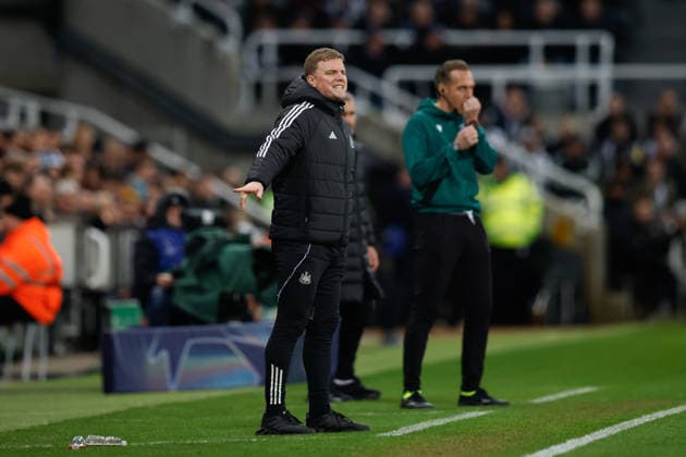 Newcastle United v FK QARABAG, Champions League Newcastle United manager Eddie Howe gives out instructions during the Champions League match between Newcastle United and FK QARABAG at St. James s Park, Newcastle, UK on 24 February 2026. Newcastle St. James s Park Tyne and Wear UK Editorial use only , Copyright: xCraigxCowanx PSI-23795-0109