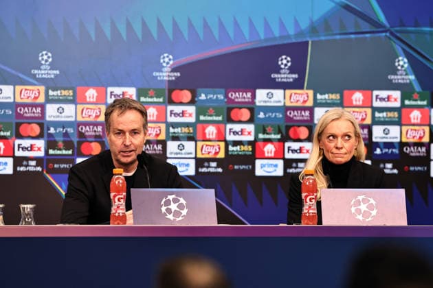 GER, Champions League, Bayer Leverkusen vs Olympiakos Piraeus 24 02 2026, BayArena, Leverkusen, GER, Champions League, Bayer Leverkusen vs Olympiakos Piraeus in the picture coach Kasper HJULMANN Bayer 04 Leverkusen and press spokeswoman Valeska Homburg Bayer 04 Leverkusen at the press conference after the Champions League playoff match against Olympiakos Piraeus nordphotoxGmbHx xSJS nph00070