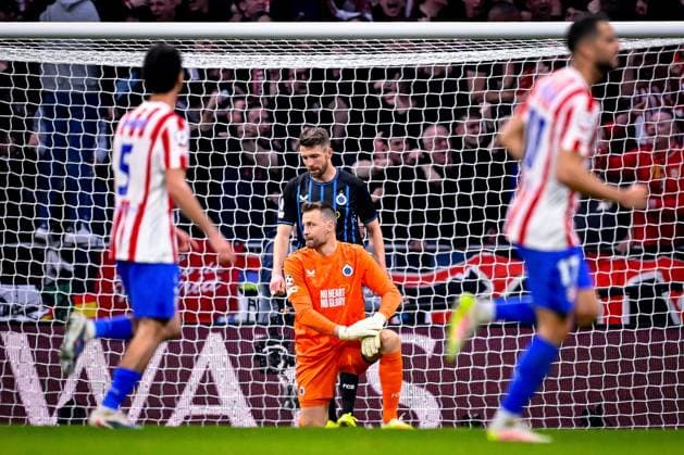 Atletico de Madrid v Club Brugge - UEFA Champions League MADRID, SPAIN - FEBRUARY 24 : Mechele Brandon defender of Club Brugge and Mignolet Simon goalkeeper of Club Brugge after the 3-1 goal during the UEFA Champions League 2025 26 knockout phase play-off match second leg between Atletico de Madrid and Club Brugge on February 24, 2026 in Madrid, Spain, 24 02 2026  Copyright: xTomasxSiskx
