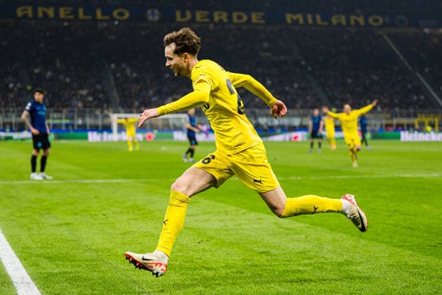 260224 Hakon Evjen of Bodo Glimt celebrates after scoring the 0 2 goal during the UEFA Champions League football match between Inter and Bodo Glimt on February 24, 2026 in Milan Photo Marius Simensen BILDBYRAN COP 238 MM0057 bbeng bodo glimt fc internazionale milano football fotball fotboll inter jubel mesterligaen soccer uefa champions league  Copyright: MARIUSxSIMENSEN BB260224BB662