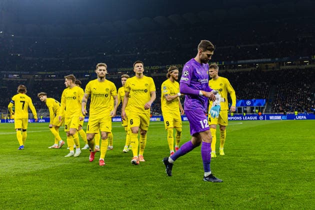 260224 Ole Didrik Blomberg, Jostein Gundersen and goalkeeper Nikita Haikin of Bodo Glimt ahead of the UEFA Champions League football match between Inter and Bodo Glimt on February 24, 2026 in Milan Photo Marius Simensen BILDBYRAN COP 238 MM0057 bbeng bodo glimt fc internazionale milano football fotball fotboll inter mesterligaen soccer uefa champions league  Copyright: MARIUSxSIMENSEN BB260224BB667
