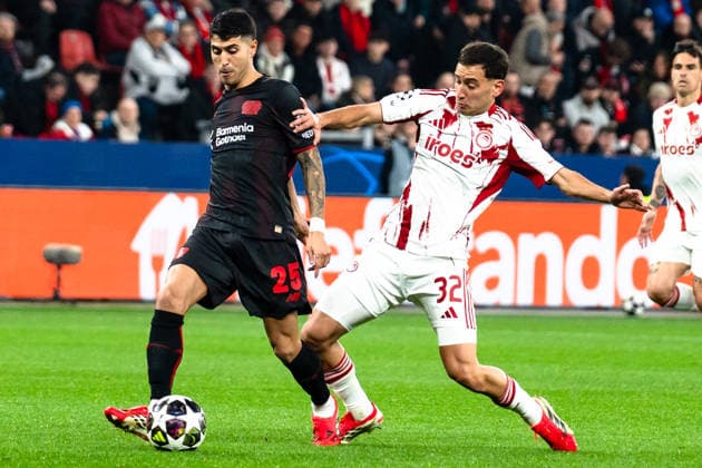 UEFA Champions League 2025 2026 Bayer 04 Leverkusen vs Olympiakos Piraeus, Play Offs second leg, Tuesday, 23 02 2026 BayArena Nordrhein Westfalen, Germany Exequiel Palacios 25 Santiago Hezze Olympiakos Piraeus, 32 Copyright: xCelinaxLeiersx