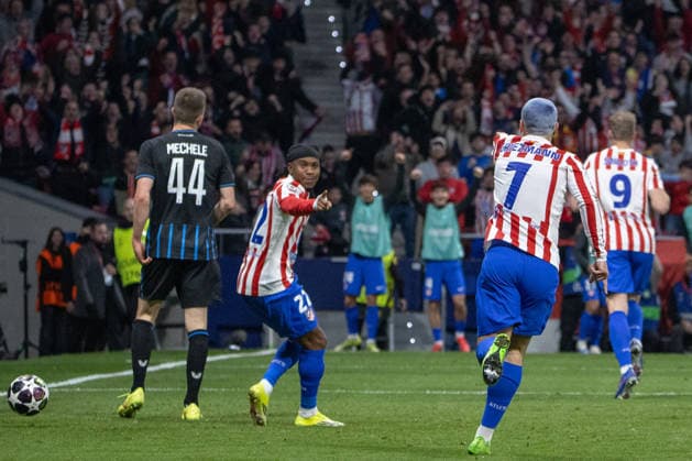 February 24, 2026, Madrid, Spain: Ademola Lookman (L), Antoine Griezmann (C), and Alexander Sorloth (R) of Atletico Madrid celebrate a goal during the UEFA Champions League match between AtlÃ tico de Madrid and Club Brugge at the Metropolitano Stadium. Final score: AtlÃ tico de Madrid 4 - 1 Club Brugge Madrid Spain - ZUMAs197 20260224_aaa_s197_089 Copyright: xDavidxCanalesx