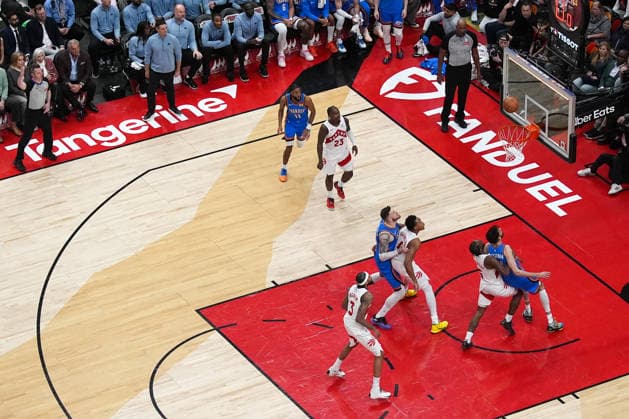 Oklahoma City Thunder vs Toronto Raptors TORONTO, CANADA - FEBRUARY 24 : Players in action during the NBA, Basketball Herren, USA basketball game between Oklahoma City Thunder and Toronto Raptors at the Scotiabank Arena on February 24, 2026 in Toronto, Ontario, Canada. Mert Alper Dervis Anadolu Toronto Canada. Editorial use only. Please get in touch for any other usage.  Copyright: x2026xAnadoluxMertxAlperxDervisx