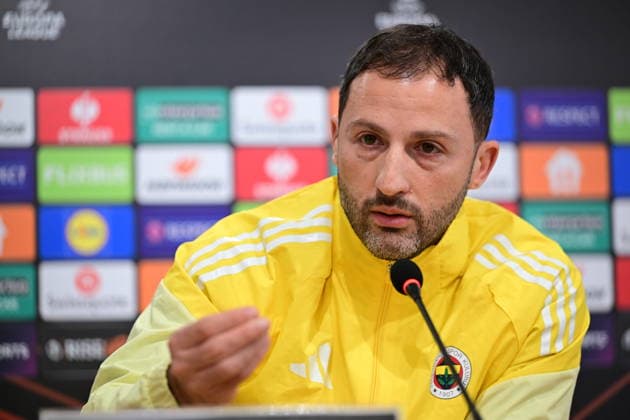 Ahead of the Nottingham Forest v Fenerbahce - UEFA Europa League ISTANBUL, TURKIYE - FEBRUARY 25: Fenerbahce head coach Domenico Tedesco speaks during the press conference, PK, Pressekonferenz ahead of the UEFA Europa League round of 16 play-off second leg match between Nottingham Forest and Fenerbahce at Can Bartu Facilities in Istanbul, Turkiye on February 25, 2026. Abdulhamid Hosbas Anadolu Istanbul Turkey. Editorial use only. Please get in touch for any other usage.  Copyright: x2026xAnadoluxAbdulhamidxHosbasx