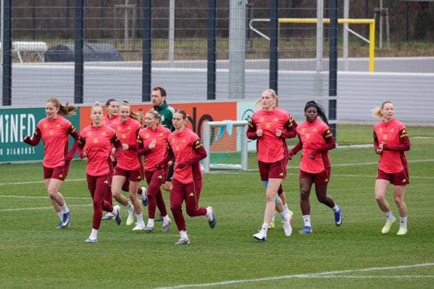 25 02 2026, xgrfx, Football DFB media dates, German womens national team training v l The German national team trains at the DFB Campus in Frankfurt German womens national team DFL DFB REGULATIONS PROHIBIT ANY USE OF PHOTOGRAPHS as IMAGE SEQUENCES and or QUASI VIDEO Frankfurt am Main