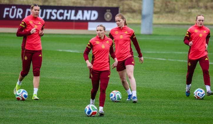 DFB Womens National Team training at the DFB Campus in Frankfurt 25 02 26 The DFB Womens National Team trains at the DFB Campus in Frankfurt Frankfurt DFB Campus Hessen Germany IKT_9397