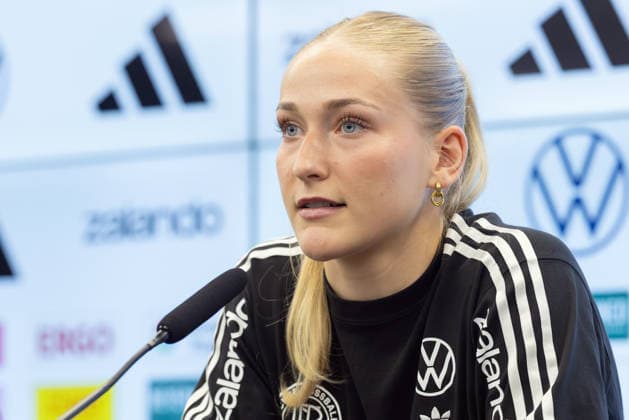Training and press conference German womens national soccer team Camilla Küver VfL Wolfsburg speaks during the press conference Training and press conference of the womens national team before the World Cup qualifiers against Slovenia and Norway on February 25, 2026 in Frankfurt am Main, Frankfurt am Main Hessen Germany DFB Campus