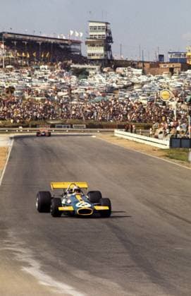 Jack Brabham (AUS) took his first monocoque chassis, the Brabham BT33, to victory in the opening race of the season. It would be his final GP victory..South African Grand Prix, Kyalami, 7 March 1970.. .BEST IMAGE Copyright: xSuttonxMotorsportsx