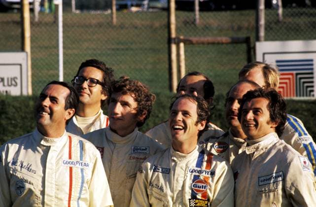 A pose for the cameras (L to R): Jack Brabham (AUS) Brabham; Andrea de Adamich (ITA) McLaren; Rolf Stommelen (GER) Brabham; Peter Gethin (GBR) McLaren; Denny Hulme (NZL) McLaren; Jean Pierre Beltoise (FRA) Matra Simca..Canadian Grand Prix; St Jovite, 20 September 1970..BEST IMAGE. Copyright: xSuttonxMotorsportsx