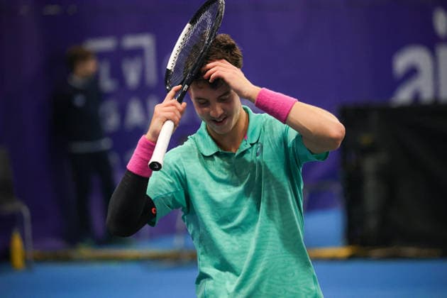 Matej DODIG (CRO) during Challenger Citta di Lugano, International Tennis match in Lugano, Switzerland, February 25 2026  Copyright: xRobertaxCorradin IPAxSportx xipa-agency.netx xx IPA_72015600 IPA_Agency_IPA72015600