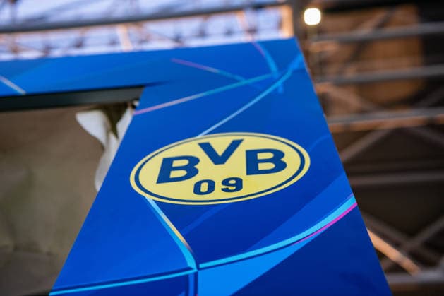 25 02 2026, Atalanta Bergamo vs Borussia Dortmund, UEFA Champions League, Playoffs second leg BVB Logo Champions League Crest Regulations prohibit any use of photographs as image sequences and or quasi video Copyright: xBahhoxKarax