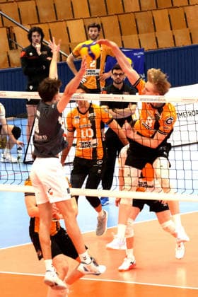 DEU, DVV, 1 VBL, BR Volleys vs VCO Olympia, 25 02 2026, Hohenschoenhausen, Berlin, DEU, DVV, 1 VBL, BR Volleys vs VCO Olympia, in the picture Benjamin Kirsch BR Volleys 8 , Fritsche, Leonas VC Olympia Berlin 16 nordphotoxGmbHx xEngler nph00076