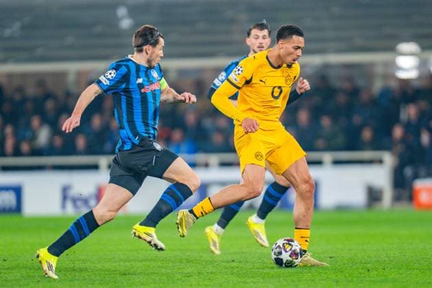 25 02 2026, Atalanta Bergamo vs Borussia Dortmund, UEFA Champions League, Playoffs second leg Felix Nmecha Borussia Dortmund, 8 Regulations prohibit any use of photographs as image sequences and or quasi video Copyright: xBahhoxKarax