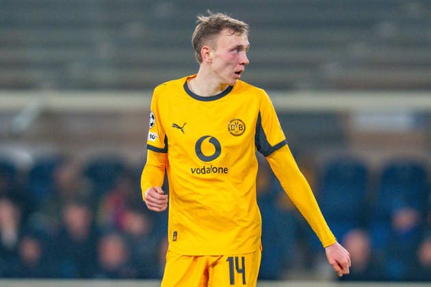 25 02 2026, Atalanta Bergamo vs Borussia Dortmund, UEFA Champions League, Playoffs second leg Maximilian Beier Borussia Dortmund, 14 Regulations prohibit any use of photographs as image sequences and or quasi video Copyright: xBahhoxKarax