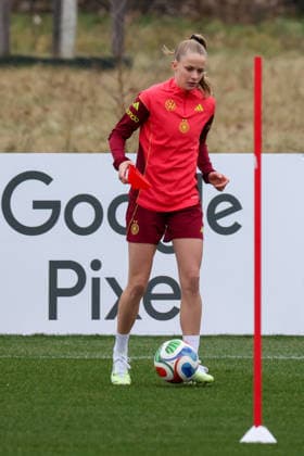 Frankfurt am Main, Germany February 25, 2026 Preparation for the womens World Cup qualifier Germany vs Slovenia Training In the picture Vivien Endemann Germany Copyright: HMBxMedia MadeleinexFantini