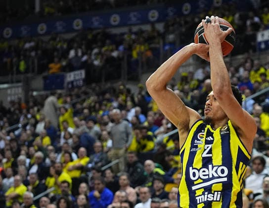 Fenerbahce Beko v Partizan - EuroLeague ISTANBUL, TURKIYE - FEBRUARY 25: Wade Baldwin (2) of Fenerbahce Beko in action during EuroLeague week 29 basketball match between Fenerbahce Beko and Partizan at Ulker Sports and Event Hall in Istanbul, Turkiye on February 25, 2026. Esra Bilgin Anadolu Istanbul Turkey. Editorial use only. Please get in touch for any other usage.  Copyright: x2026xAnadoluxEsraxBilginx