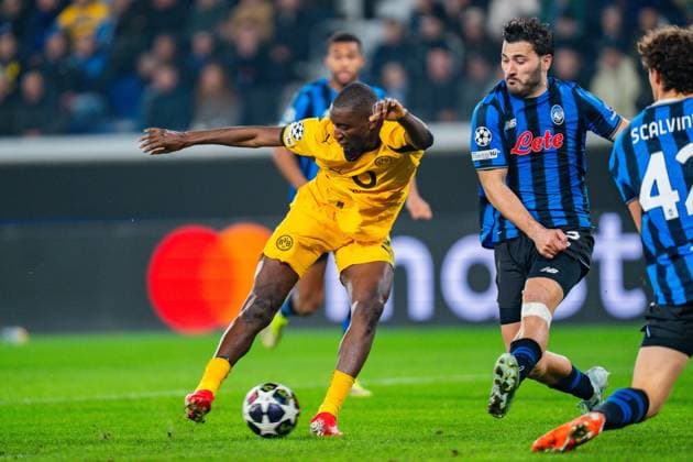 25 02 2026, Atalanta Bergamo vs Borussia Dortmund, UEFA Champions League, Playoffs second leg Serhou Guirassy Borussia Dortmund, 9 Regulations prohibit any use of photographs as image sequences and or quasi video Copyright: xBahhoxKarax