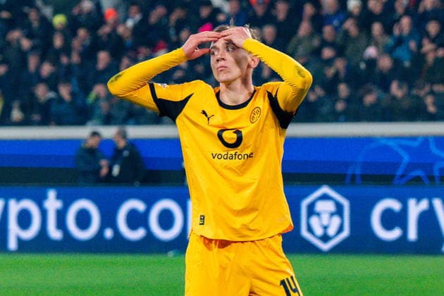 25 02 2026, Atalanta Bergamo vs Borussia Dortmund, UEFA Champions League, Playoffs second leg Maximilian Beier Borussia Dortmund, 14 Regulations prohibit any use of photographs as image sequences and or quasi video Copyright: xBahhoxKarax