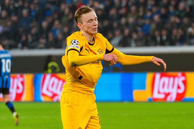 25 02 2026, Atalanta Bergamo vs Borussia Dortmund, UEFA Champions League, Playoffs second leg Maximilian Beier Borussia Dortmund, 14 Regulations prohibit any use of photographs as image sequences and or quasi video Copyright: xBahhoxKarax