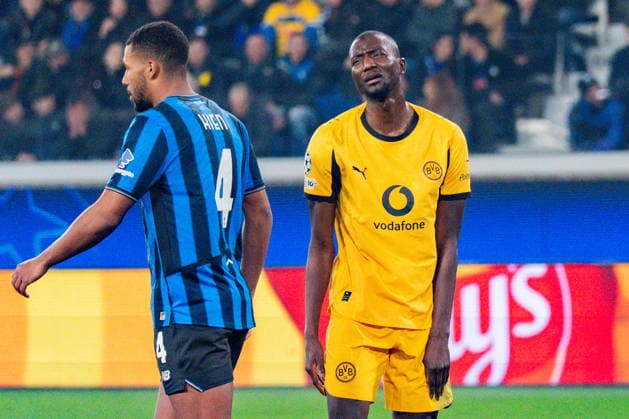 25 02 2026, Atalanta Bergamo vs Borussia Dortmund, UEFA Champions League, Playoffs second leg Maximilian Beier Borussia Dortmund, 14 Serhou Guirassy Borussia Dortmund, 9 Regulations prohibit any use of photographs as image sequences and or quasi video Copyright: xBahhoxKarax