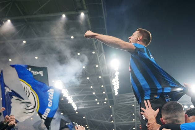 Atalanta s Mario Pasalic celebrates after scoring 3-0 during the Uefa Champions League soccer match between Atalanta and Borussia Dortmund at the New Balance Stadium in Bergamo , north Italy - Wednesday , February 25 , 2026. - Soccer .  Copyright: xSpada LaPressex