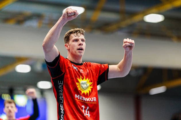 Alexander Schulze TuS N Luebbecke, 14 cheers GER, TuS N Luebbecke vs HBW Balingen Weilstetten, Handball, 2 Bundesliga, 21 Matchday, Season 2025 2026, 25 02 2026 GER, TuS N Luebbecke vs HBW Balingen Weilstetten, Handball, 2 Bundesliga, 21 Matchday, Season 2025 2026, 25 02 2026 Luebbecke Copyright: xEibner-Pressefoto JanxRollingerx EP_JSK