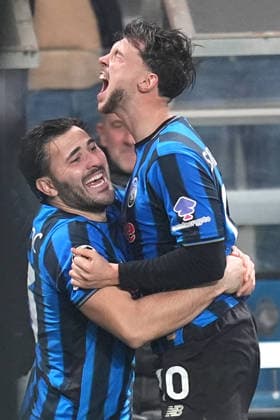 Atalanta s Lazar Samardzic celebrates after scoring 4-1 during the Uefa Champions League soccer match between Atalanta and Borussia Dortmund at the New Balance Stadium in Bergamo , north Italy - Wednesday , February 25 , 2026. - Soccer .  Copyright: xSpada LaPressex