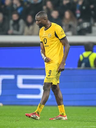 Serhou Guirassy Borussia Dortmund looks dejected during the UEFA Champions League 2025 26 League Knockout Play off Second Leg match between Atalanta BC and Borussia Dortmund at Stadio di Bergamo on February 25, 2026 in Bergamo, Italy Photo by Harry Langer DeFodi Images