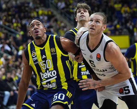 Fenerbahce Beko v Partizan - EuroLeague ISTANBUL, TURKIYE - FEBRUARY 25: Bonzie Alexander Colson (50) of Fenerbahce Beko in action against Dylan Osetkowski (5) of Partizan during EuroLeague week 29 basketball match between Fenerbahce Beko and Partizan at Ulker Sports and Event Hall in Istanbul, Turkiye on February 25, 2026. Esra Bilgin Anadolu Istanbul Turkey. Editorial use only. Please get in touch for any other usage.  Copyright: x2026xAnadoluxEsraxBilginx