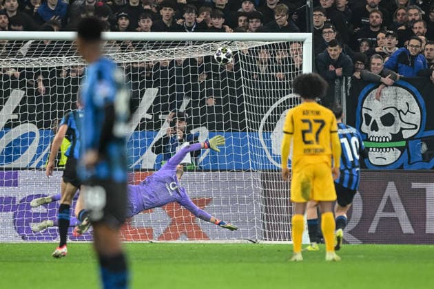Lazar Samardzic Atalanta BC scores his team s fourth goal during the UEFA Champions League 2025 26 League Knockout Play off Second Leg match between Atalanta BC and Borussia Dortmund at Stadio di Bergamo on February 25, 2026 in Bergamo, Italy Photo by Harry Langer DeFodi Images