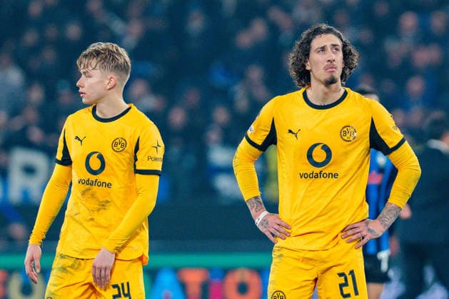 25 02 2026, Atalanta Bergamo vs Borussia Dortmund, UEFA Champions League, Playoffs second leg Daniel Svensson Borussia Dortmund, 24 Fabio Silva Borussia Dortmund, 21 Regulations prohibit any use of photographs as image sequences and or quasi video Copyright: xBahhoxKarax