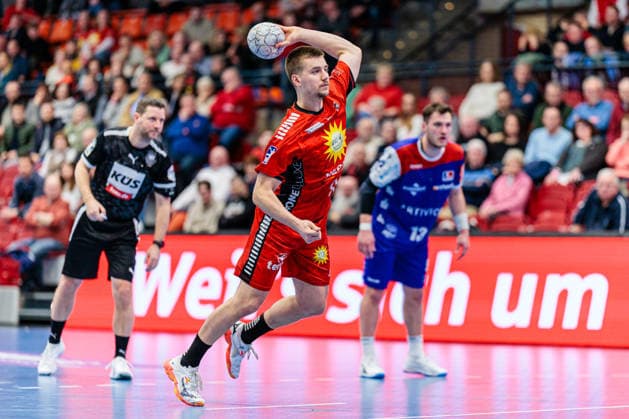 Tim Roman Wieling TuS N Luebbecke, 96 on seven-meter 7 meter throw GER, TuS N Luebbecke vs HBW Balingen Weilstetten, Handball, 2 Bundesliga, 21 Matchday, Season 2025 2026, 25 02 2026 GER, TuS N Luebbecke vs HBW Balingen Weilstetten, Handball, 2 Bundesliga, 21 Matchday, Season 2025 2026, 25 02 2026 Luebbecke Copyright: xEibner-Pressefoto JanxRollingerx EP_JSK