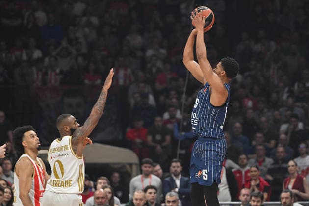 CRVENA ZVEZDA vs ANADOLU EFES ISTANBUL PJ DOZIER Pi Dzej Douzer basketball Crvena zvezda vs Anadolu Efes Istanbul, Euroleague match at Beogradska arena, Belgrade 25.02.2026 Foto: BASKETBALL, EUROLEAGUE, CRVENA ZVEZDA, RED STAR, ANADOLU EFES ISTANBUL Belgrade Belgrade arena Serbia Copyright: xMarkoxMetlas xMNxPressx