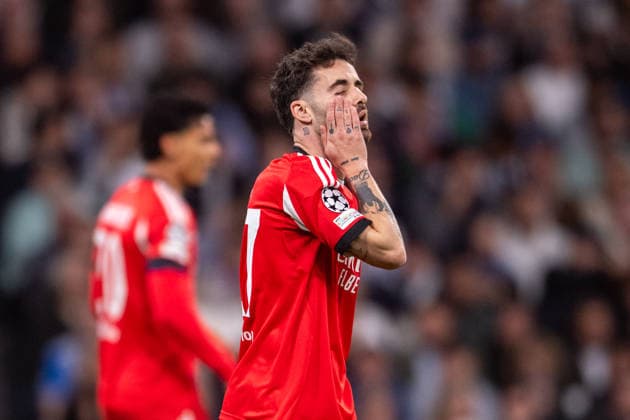 February 25, 2026, Madrid, Guimaraes, Spain: Rafa Silva of SL Benfica is seen after a missing opportunity during the UEFA Champions League 2025 26 League Knockout Play-off Second Leg match between Real Madrid C.F. and SL Benfica at Estadio Santiago Bernabeu on February 25, 2026 in Madrid, Spain. Real Madrid C.F. V SL Benfica - UEFA Champions League 2025 26 League Knockout Play-Off Second Leg  - ZUMAl192 20260225_zsp_l192_027 Copyright: xMiguelxLemosx