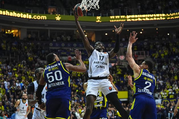 Fenerbahce Beko v Partizan - EuroLeague ISTANBUL, TURKIYE - FEBRUARY 25: Bonzie Alexander Colson (50) of Fenerbahce Beko in action against Isaac Bonga (17) of Partizan during EuroLeague week 29 basketball match between Fenerbahce Beko and Partizan at Ulker Sports and Event Hall in Istanbul, Turkiye on February 25, 2026. Esra Bilgin Anadolu Istanbul Turkey. Editorial use only. Please get in touch for any other usage.  Copyright: x2026xAnadoluxEsraxBilginx