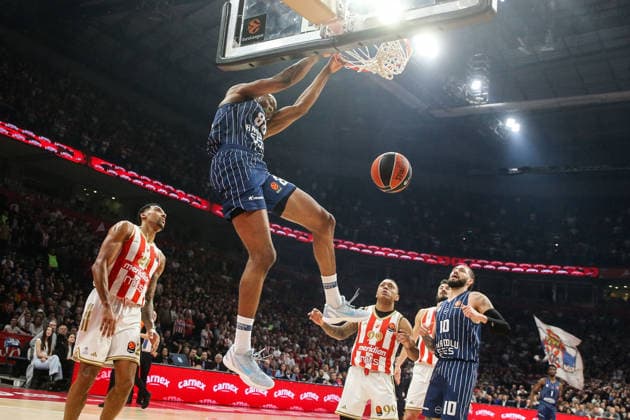 Crvena Zvezda v Anadolu Efes - Euroleague BELGRADE, SERBIA - FEBRUARY 25: Players in action during Euroleague basketball match between Crvena Zvezda and Anadolu Efes in Belgrade, Serbia on February 25, 2026. Filip Stevanovic Anadolu Belgrade Serbia. Editorial use only. Please get in touch for any other usage.  Copyright: x2026xAnadoluxFilipxStevanovicx