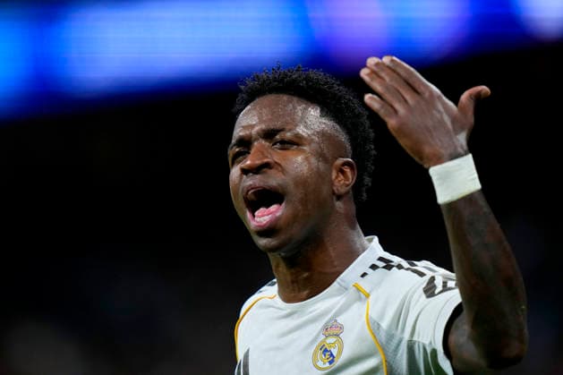 ESP: Real Madrid - SL Benfica. UEFA Champions League. Round of 16. Second Leg. Vinicius Junior of Real Madrid CF during the UEFA Champions League match, between Real Madrid and SL Benfica, Round of 16, second leg, played at Santiago Bernabeu Stadium on February 25, 2026 in Madrid, Spain. kpng Copyright: xCesarxCebollax xPRESSINPHOTOx PS_260225_RMA_BEN_032