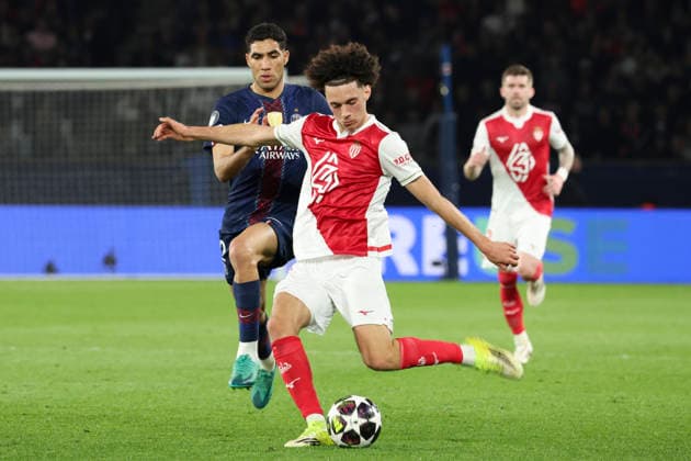 FOOTBALL : Paris Saint Germain Vs AS Monaco - Ligue des Champions - 25 02 2026 Maghnes Akliouche (AS Monaco) Vs Achraf Hakimi (PSG) ParisFrance  Copyright: xMichaelxBaucherx