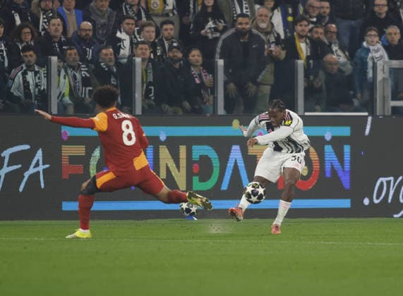 Jonathan David of Juventus FC during the Uefa Champions League, second leg play-off, season 2025-2026, football match between, Juventus FC and Galatasaray SK on 25 February 2026 at Allianz Stadium, Turin, Italy Photo Nderim Kaceli  Copyright: xNderimxKaceli IPAxSportx xipa-agency.netx xx IPA_72024522 IPA_Agency_IPA72024522