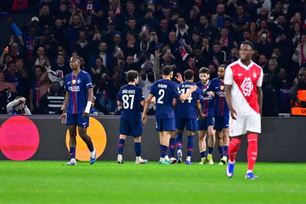 FOOTBALL : PSG vs Monaco - Ligue des Champions - 25 02 2026 Khvicha Kvaratskhelia ( 7 - PSG ) celebrates with teammates during the UEFA Champions League match between Paris Saint Germain and AS Monaco at Parc Des Princes on February 25 , 2026 in Paris, France. ( Photo by Federico Pestellini PsnewZ ) ParisFrance  Copyright: xFedericoxPestellinix