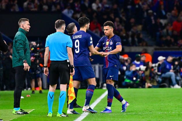 FOOTBALL : PSG vs Monaco - Ligue des Champions - 25 02 2026 Desire Doue ( 14 - PSG ) and Goncalo Ramos ( 9 - PSG ) during the UEFA Champions League match between Paris Saint Germain and AS Monaco at Parc Des Princes on February 25 , 2026 in Paris, France. ( Photo by Federico Pestellini PsnewZ ) ParisFrance  Copyright: xFedericoxPestellinix