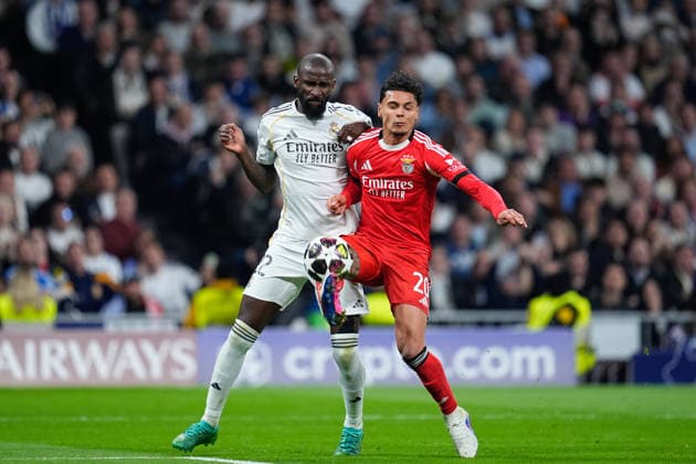 February 25, 2026, Madrid, Madrid, Spain: Antonio Rudiger of Real Madrid CF and Richard Rios of SL Benfica compete for the ball during the UEFA Champions League 2025 26 KO play-offs Second Leg match between Real Madrid and SL Benfica at Bernabeu stadium on February 25, 2026, in Madrid, Spain. Madrid Spain - ZUMAa181 20260225_zaa_a181_137 Copyright: xDennisxAgyemanx